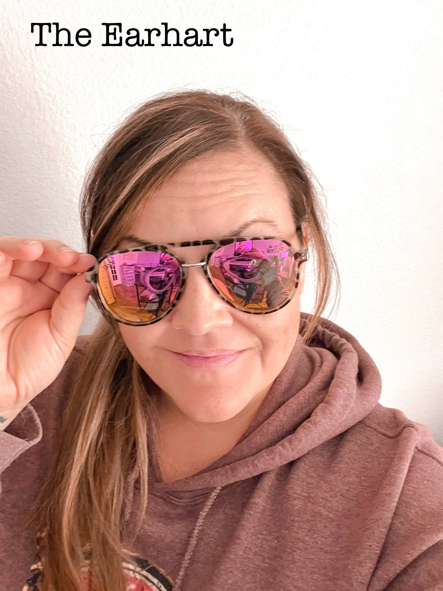 The Earhart Sunglasses (Pink)